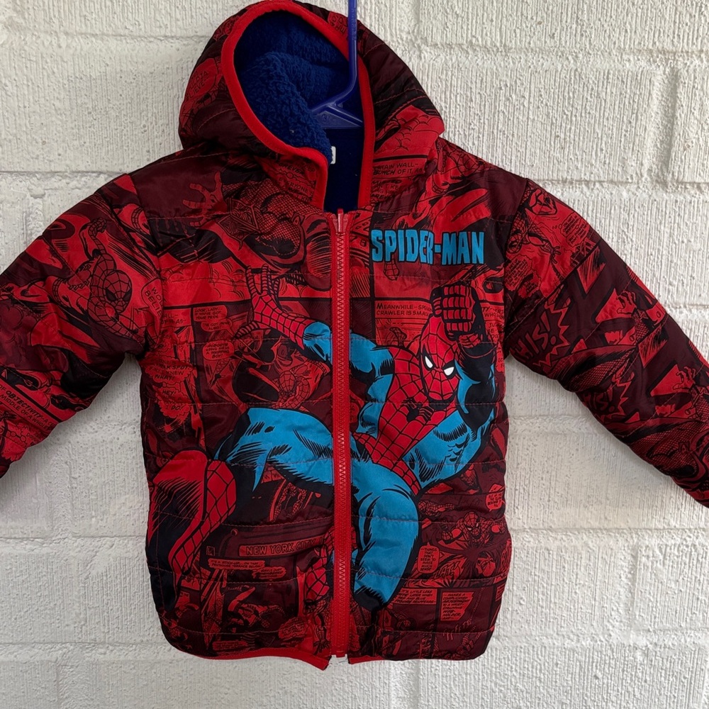 Marvel Spiderman Reversible Red and Blue Spider-Man Puffer Jacket sz 3T